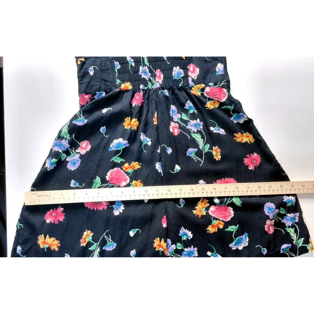 Access Vintage Floral Romper Shorts Women Small Black Short Sleeve‎ Button Front